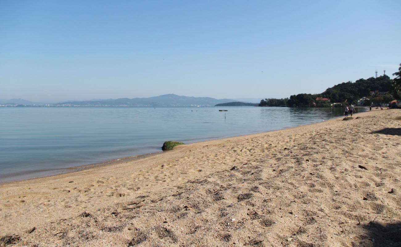 Foto af Sambaqui Strand med lys sand overflade