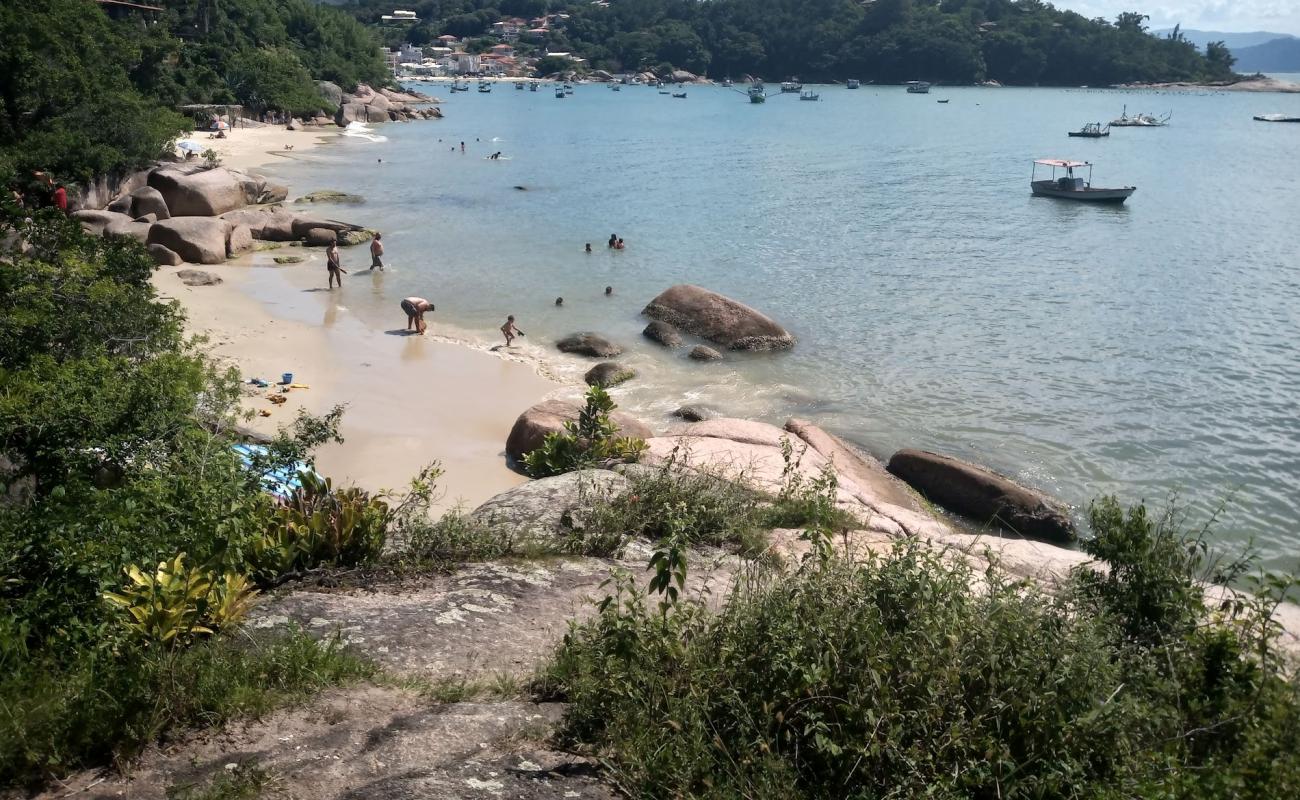 Foto af Prainha de Ganchos de Fora II med lys sand overflade