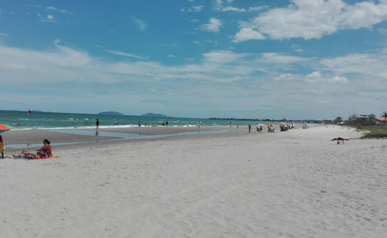 Foto af Balneario Rainha Strand med lys fint sand overflade