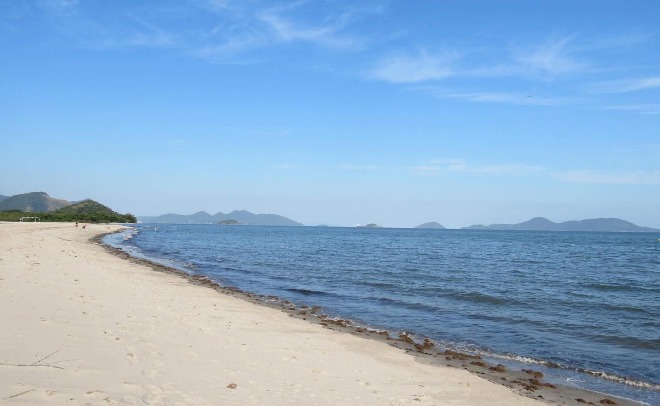 Foto af Sahy Strand med lys sand overflade