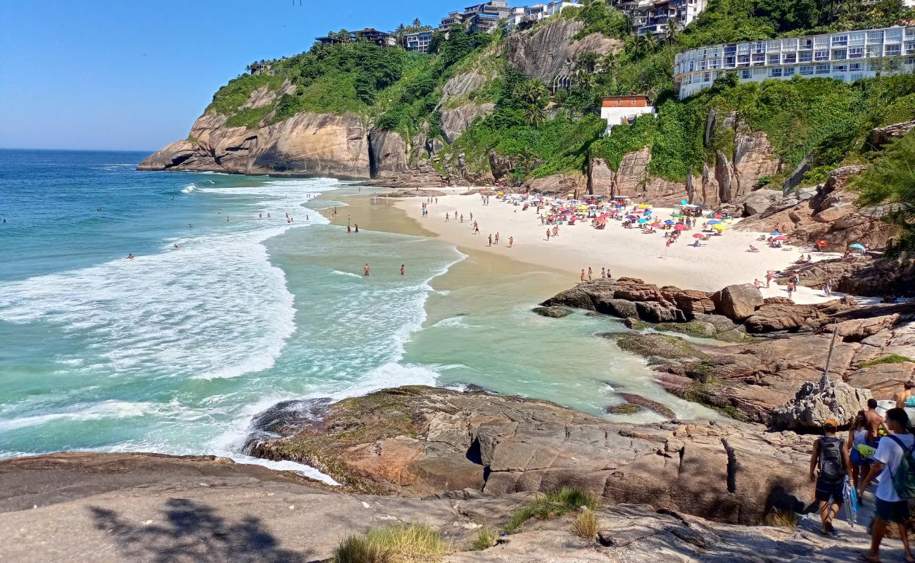 Foto af Praia da Joatinga med lys fint sand overflade