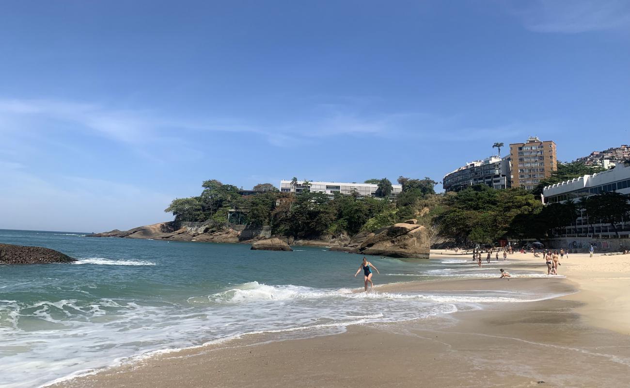 Foto af Praia do Vidigal med lys fint sand overflade