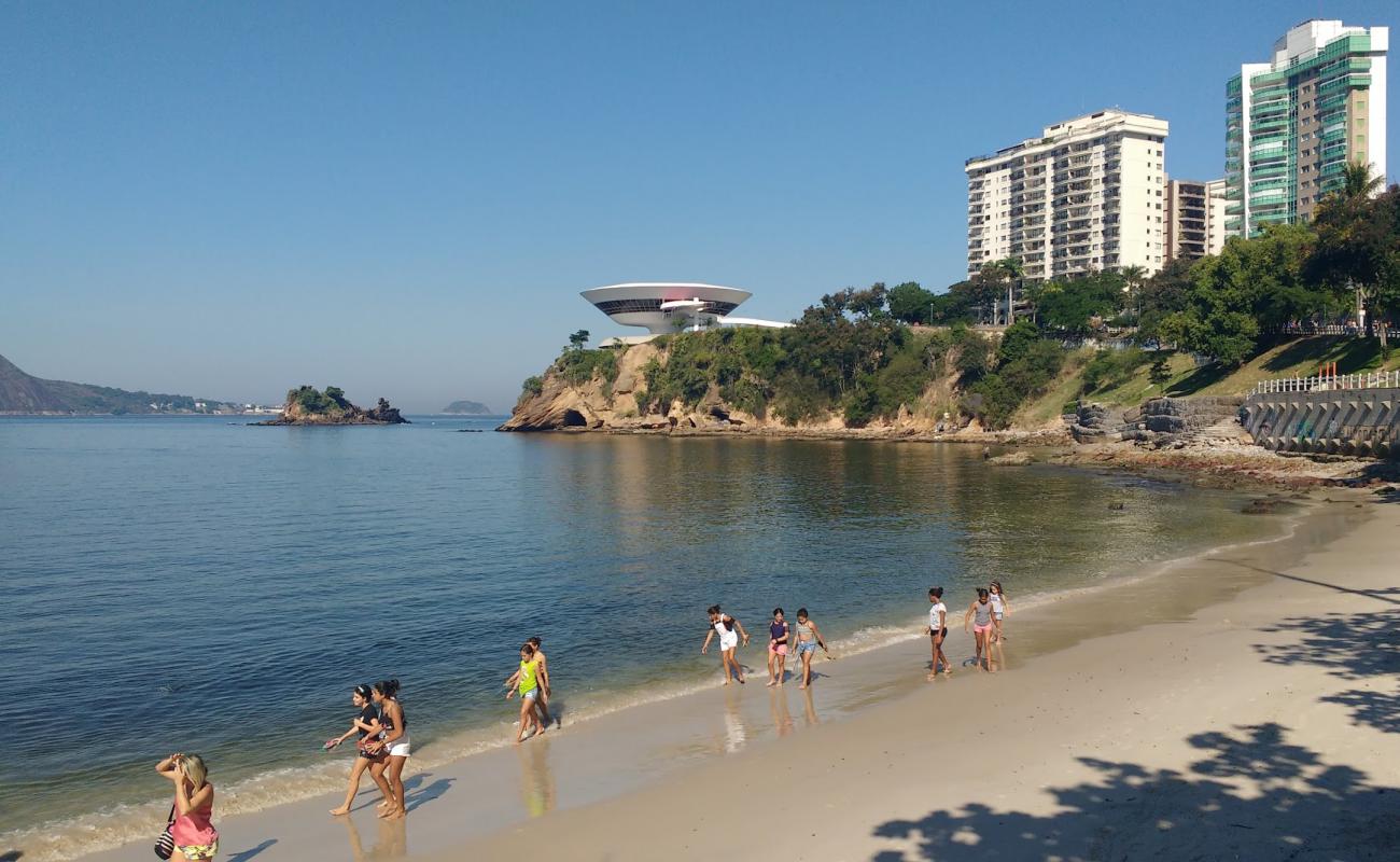 Foto af Praia das Flechas med lys sand overflade