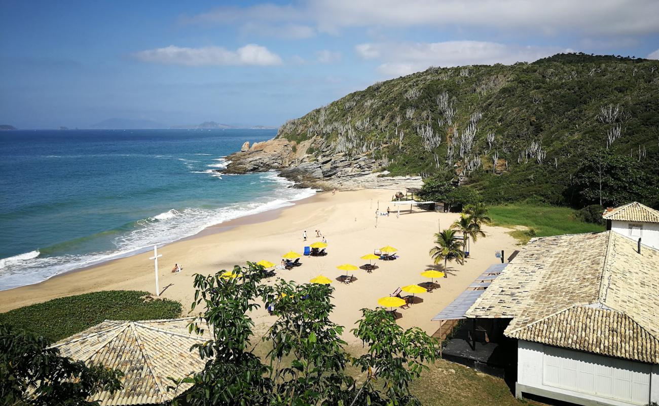 Foto af Praia Caravelas med lys fint sand overflade