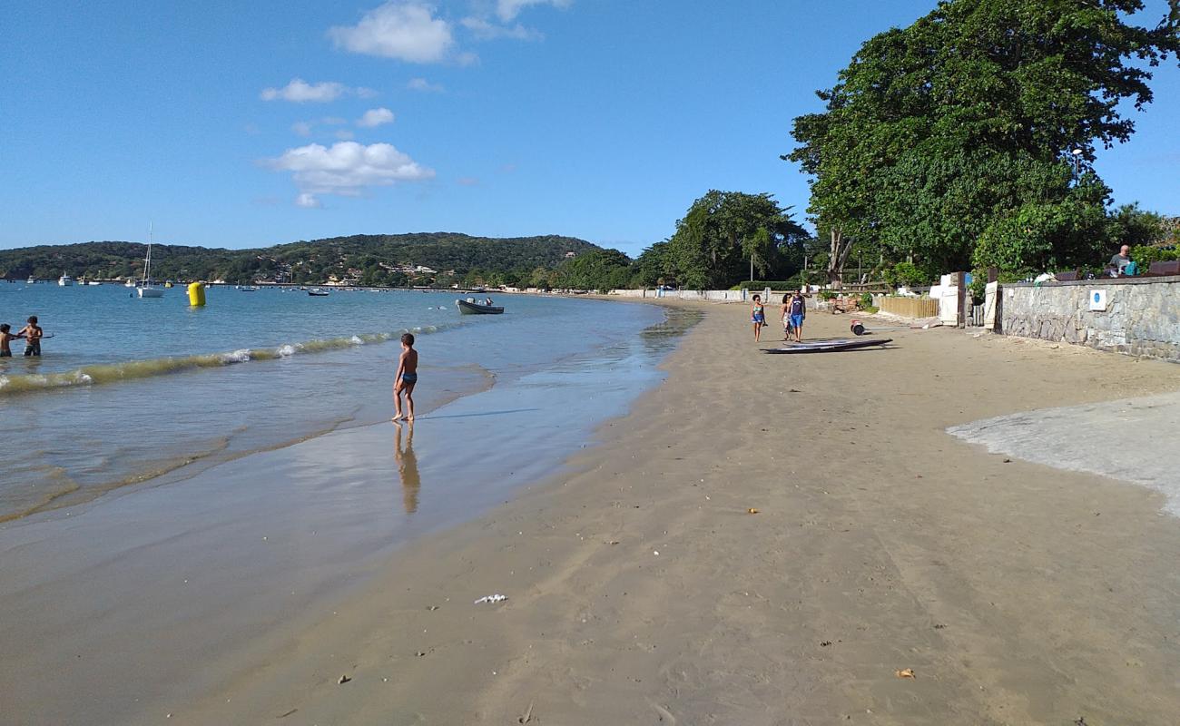 Foto af Praia do Manguinhos med lys sand overflade