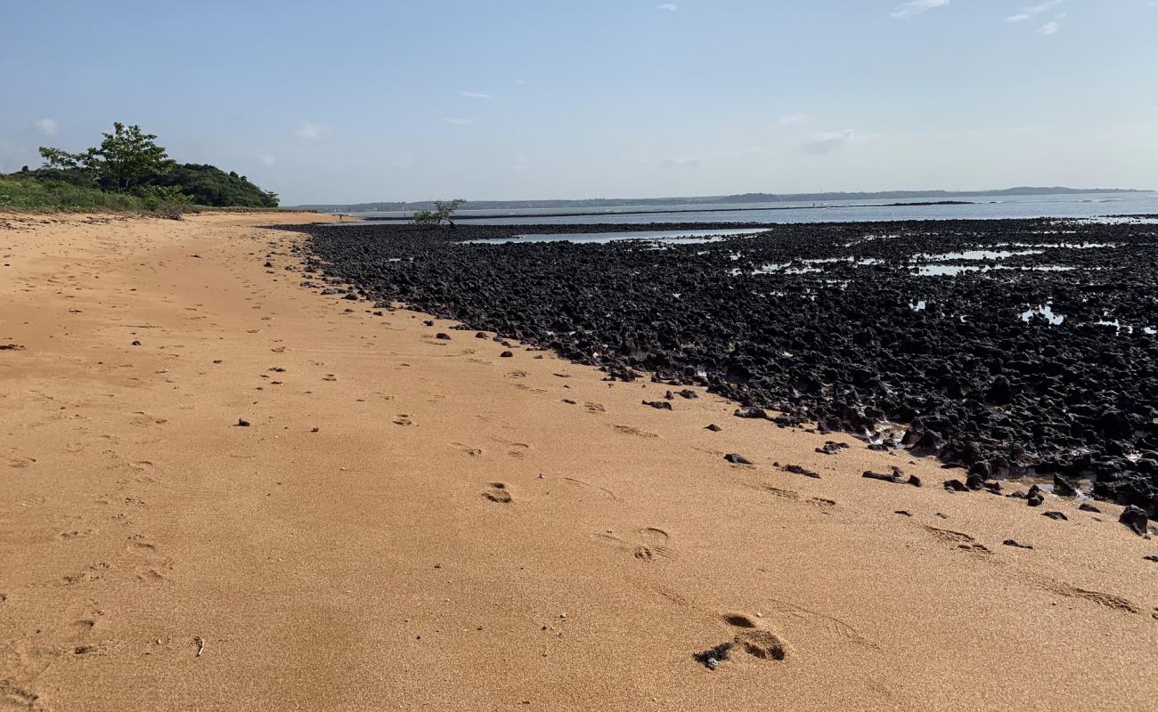 Foto af Mars Strand med lys sand overflade