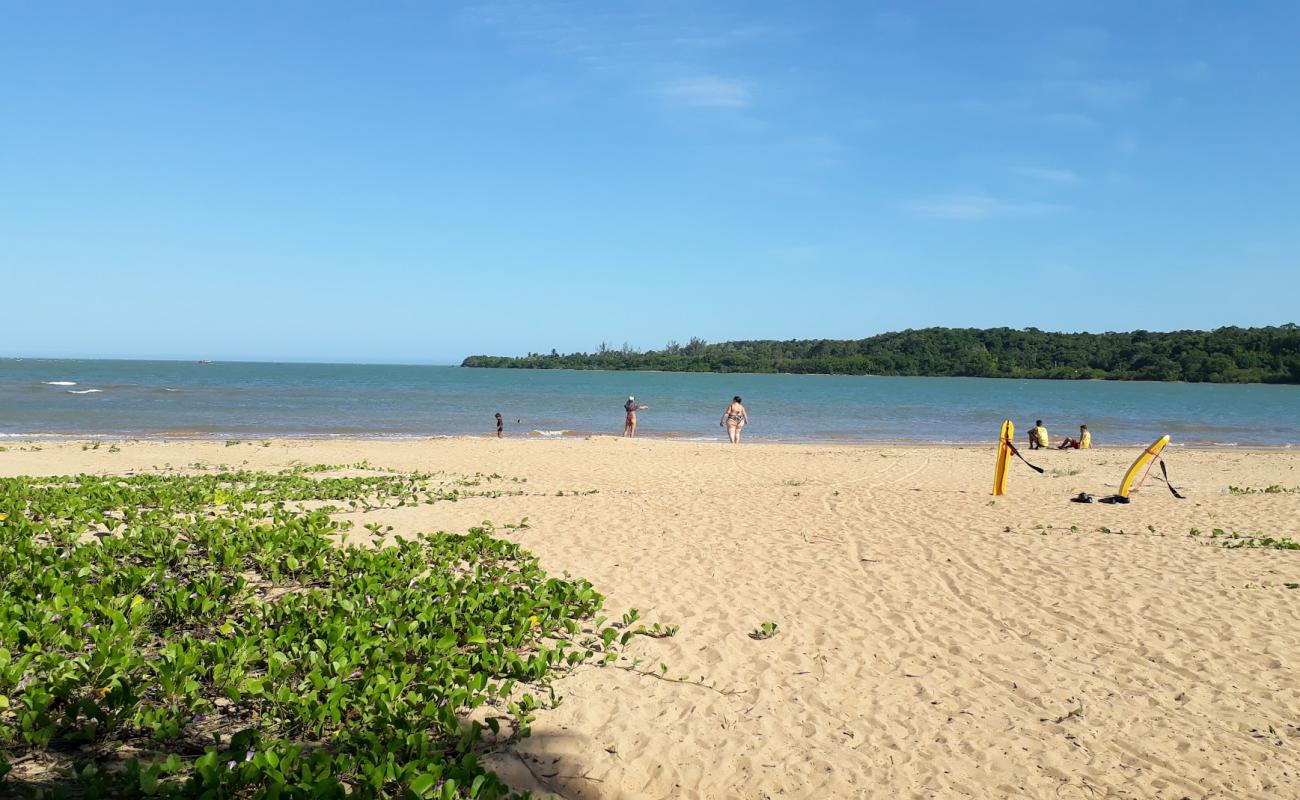 Foto af Stranden Pontal do Piraque-Acu med lys sand overflade