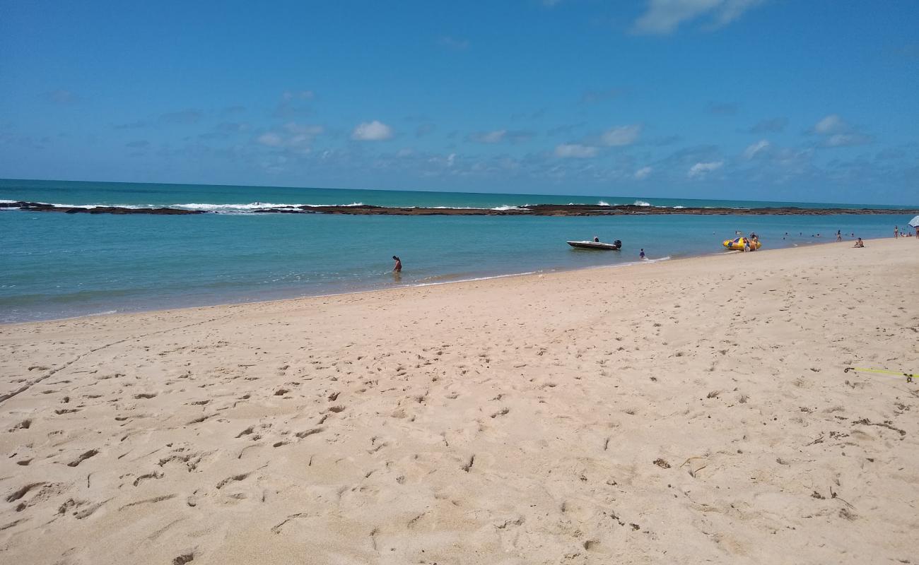 Foto af Barra de Sao Miguel Strand med lys sand overflade