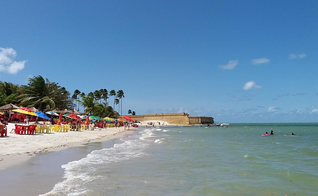 Foto af Praia do Forte Orange med lys sand overflade