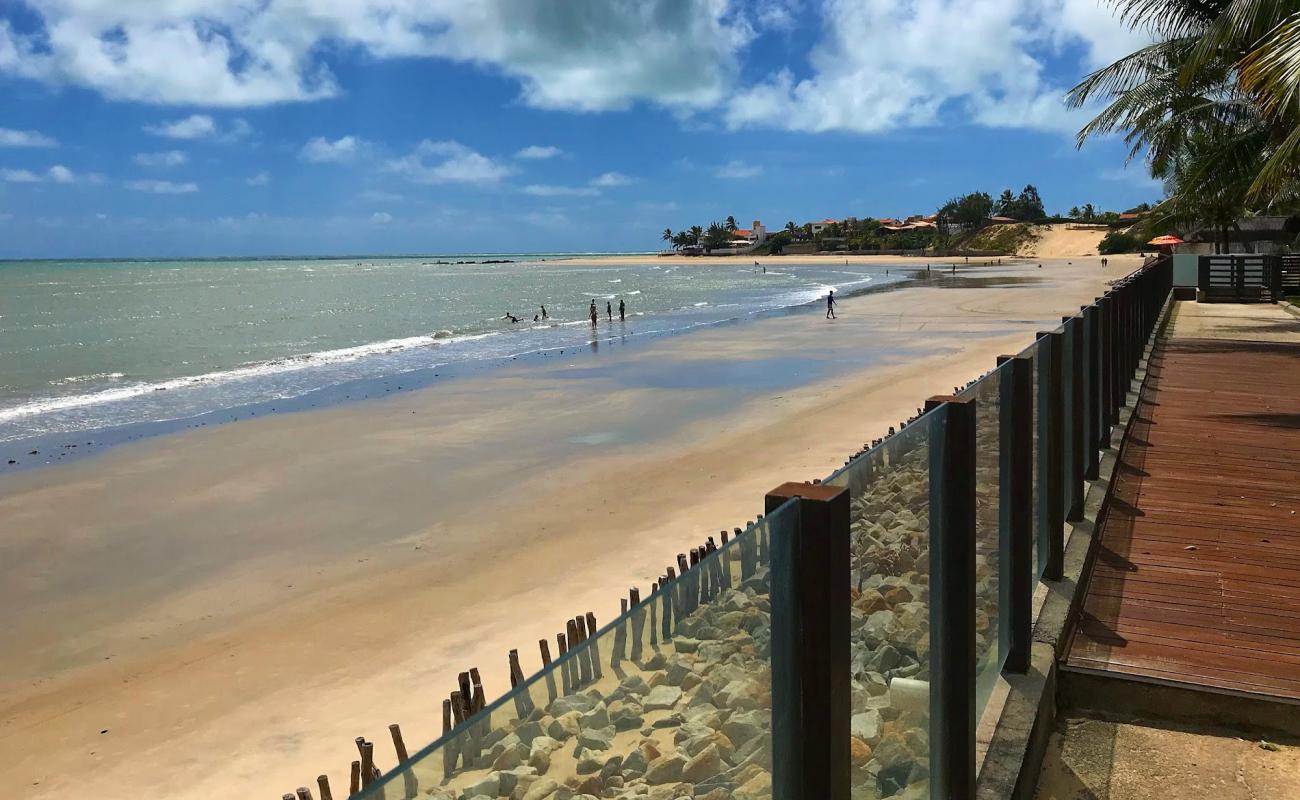 Foto af Praia de Porto Mirim med lys fint sand overflade