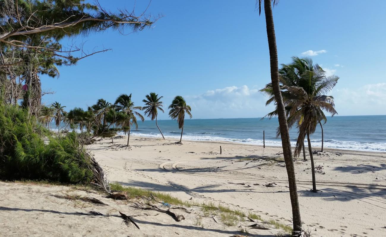 Foto af Stranden ved Pico das Almas med lys fint sand overflade