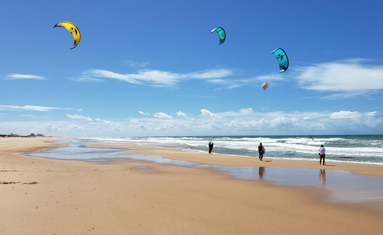 Foto af Praia do Taiba med lys sand overflade