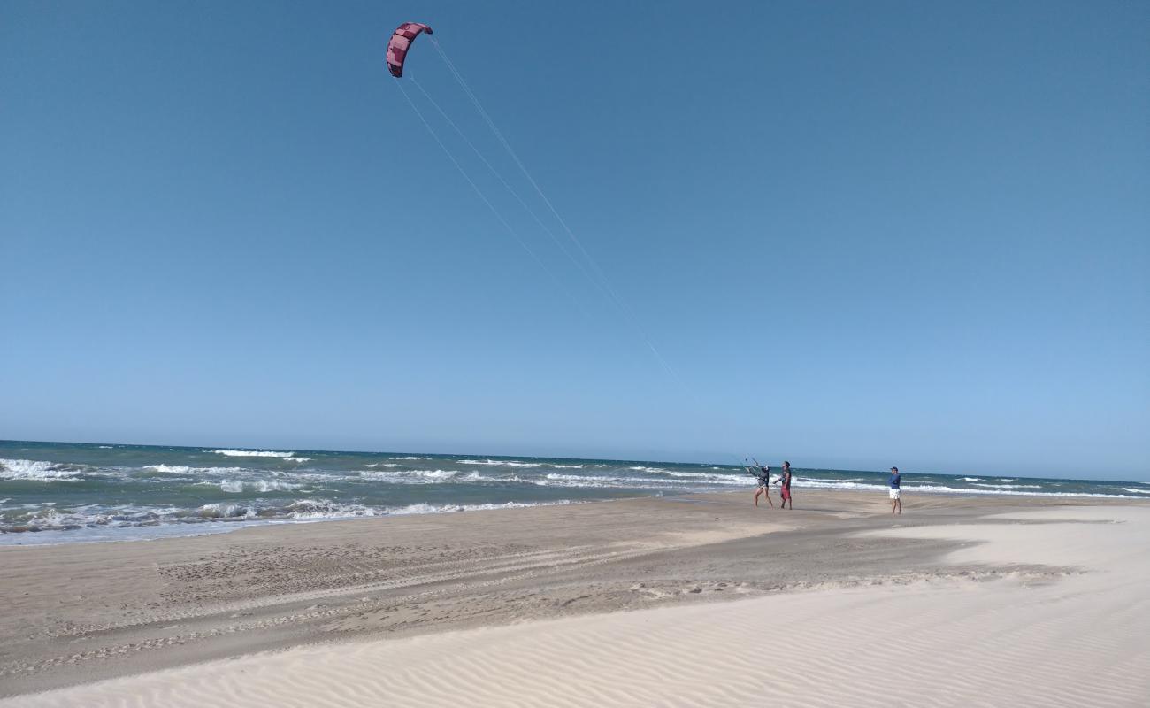 Foto af Praia de Embuaca med lys sand overflade