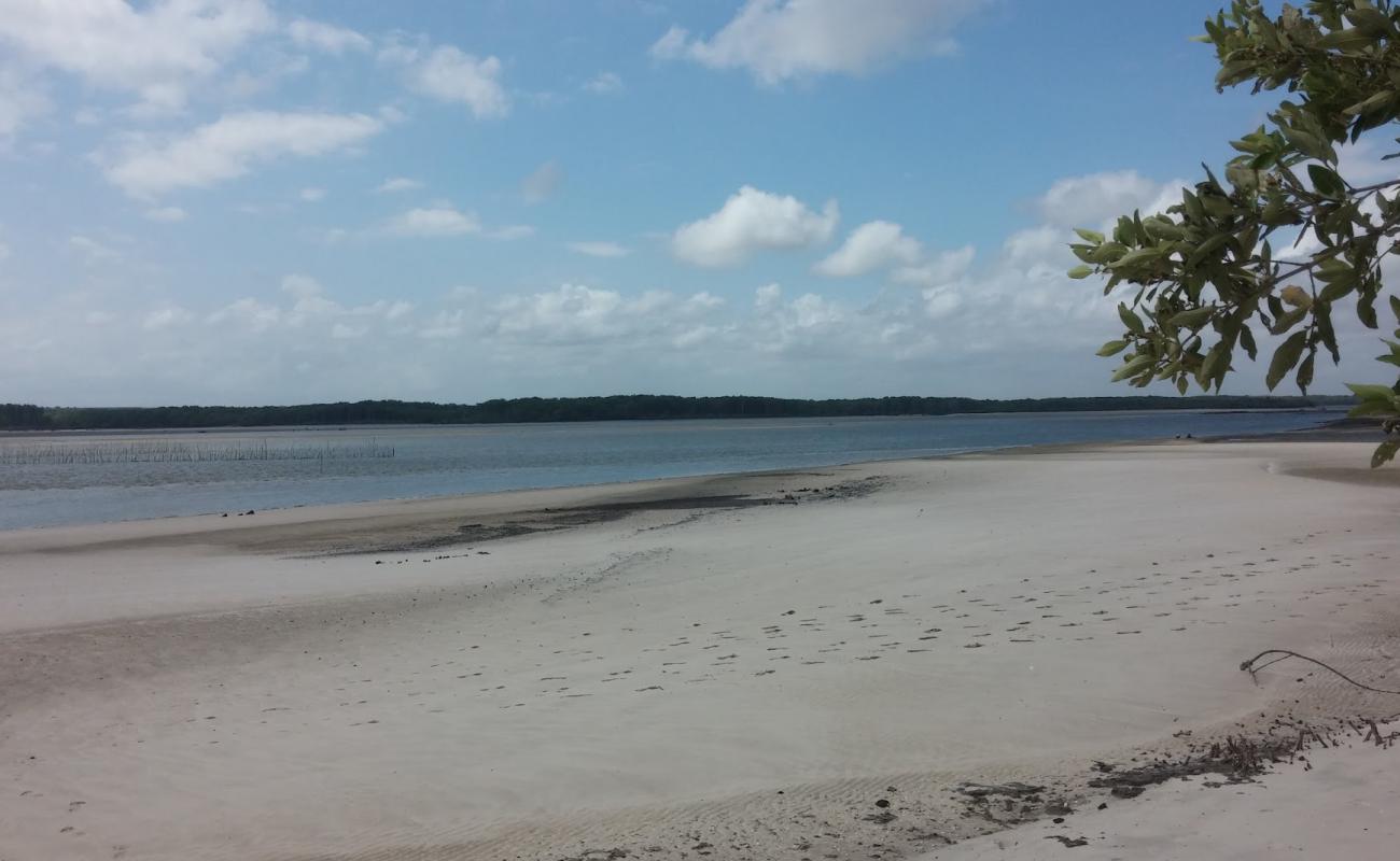 Foto af Praia de Itapetiua med lys sand overflade