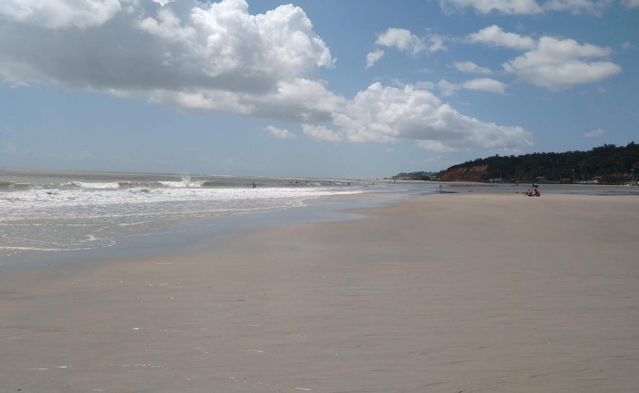 Foto af Praia Do Olho Dagua med lys sand overflade