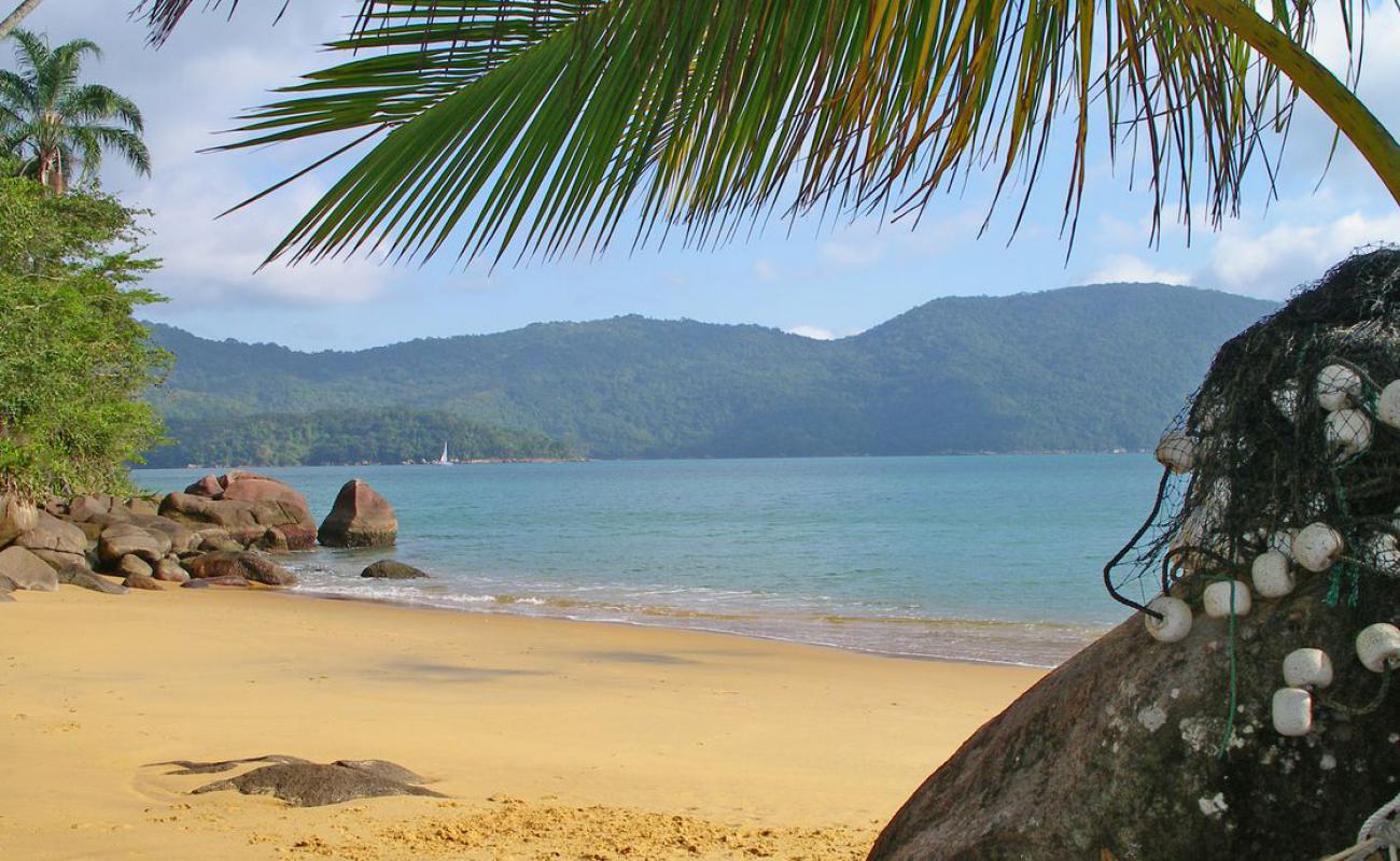 Foto af Praia de Arrecifes med lys sand overflade