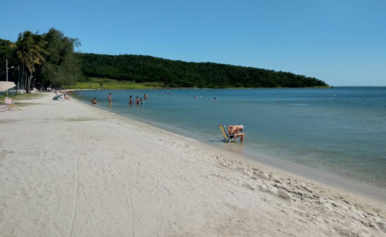 Foto af Praia dos Ubas med lys sand overflade