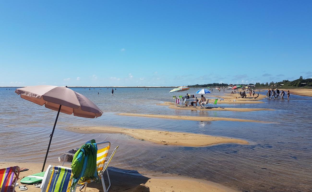 Foto af Praia de Bacupari med lys sand overflade