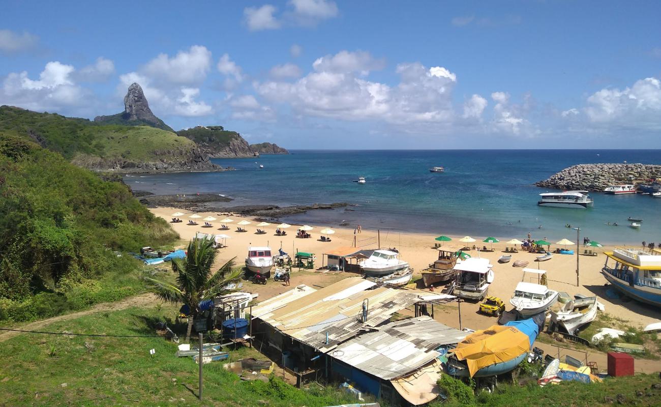 Foto af Praia do Porto de Santo Antonio Noronha med lys sand overflade