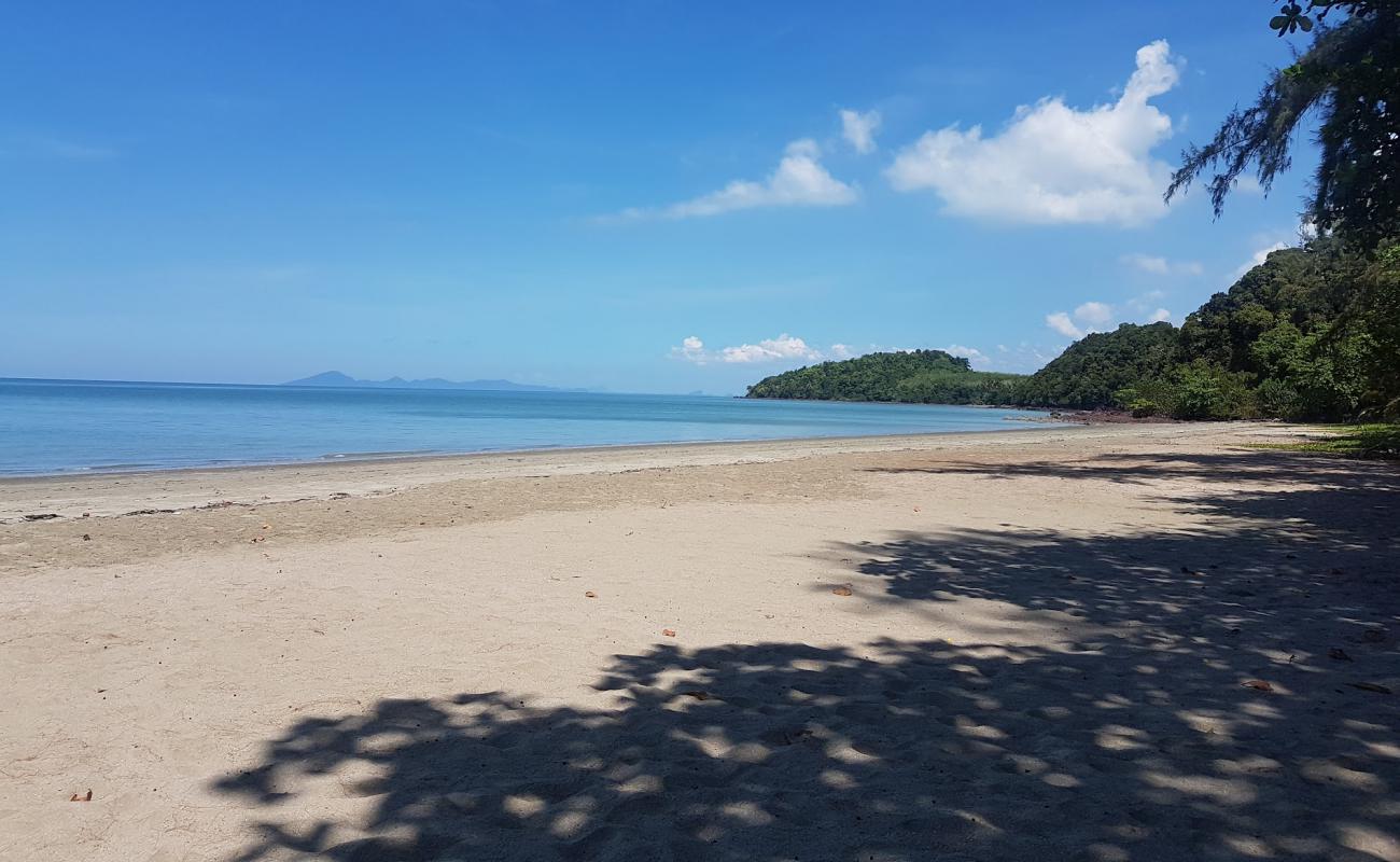 Foto af Samran Beach II med grå sand overflade