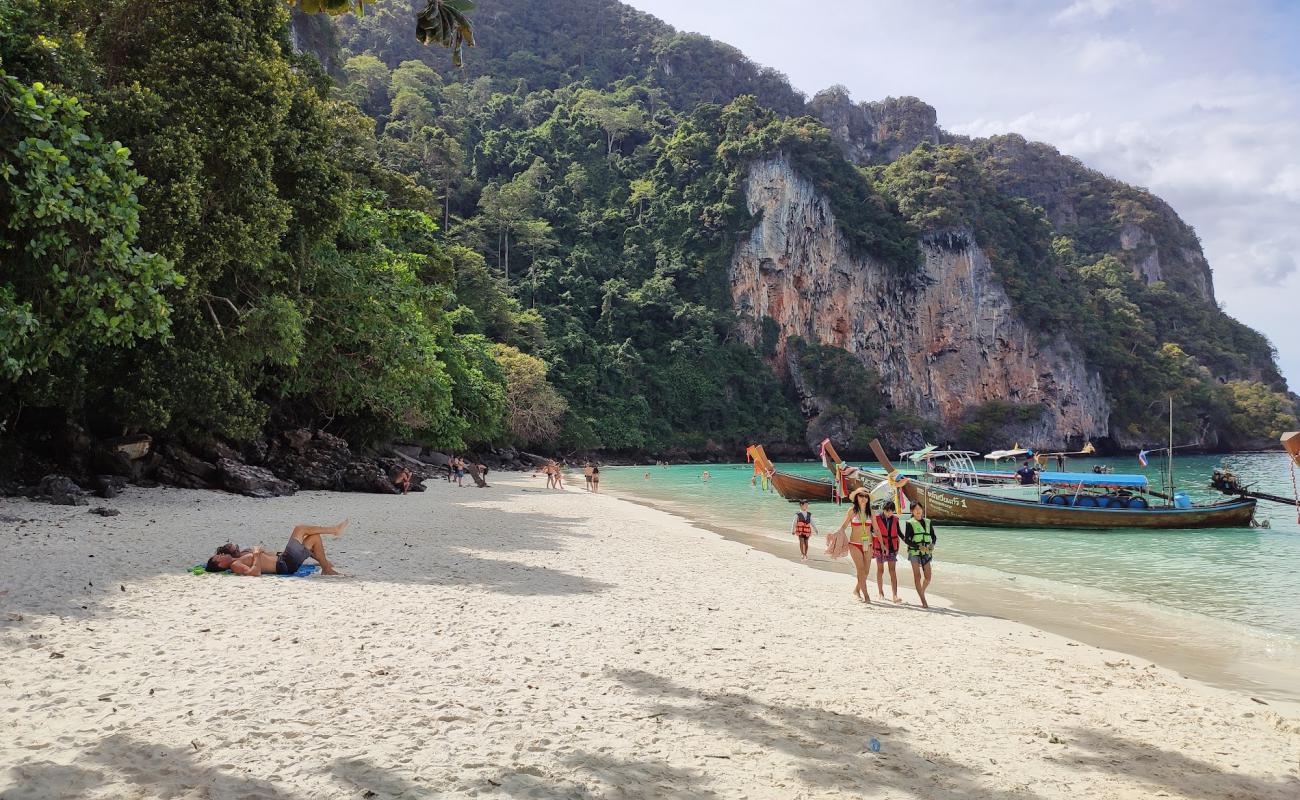 Foto af Abe-Stranden med hvidt fint sand overflade