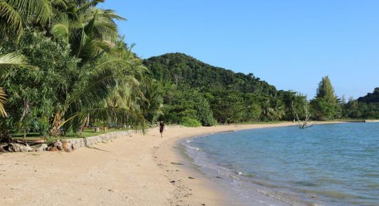 Tha Khao Beach