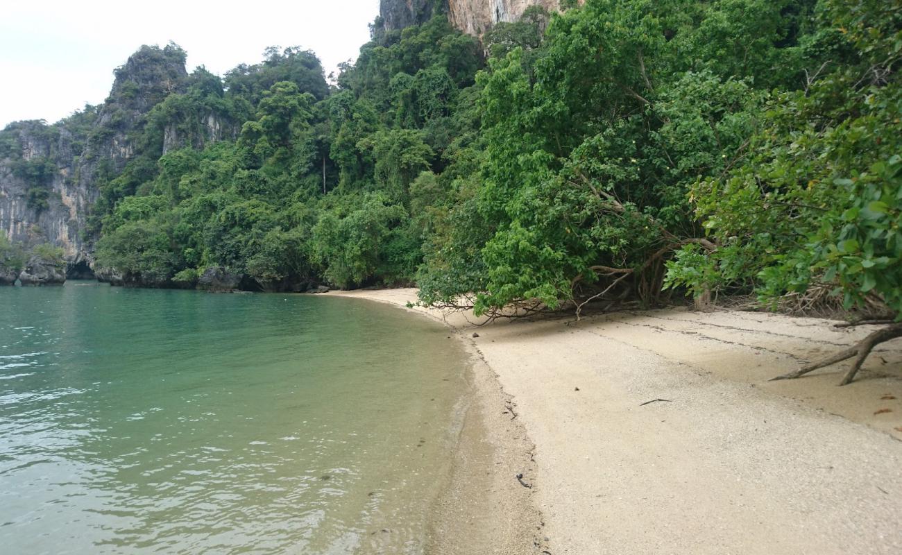 Foto af Ko Yao NoiI Beach med lys sand overflade