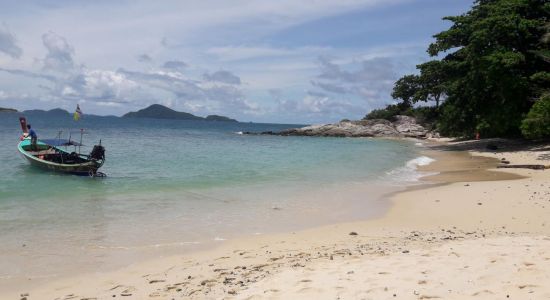 Ko Kaeo Yai Beach