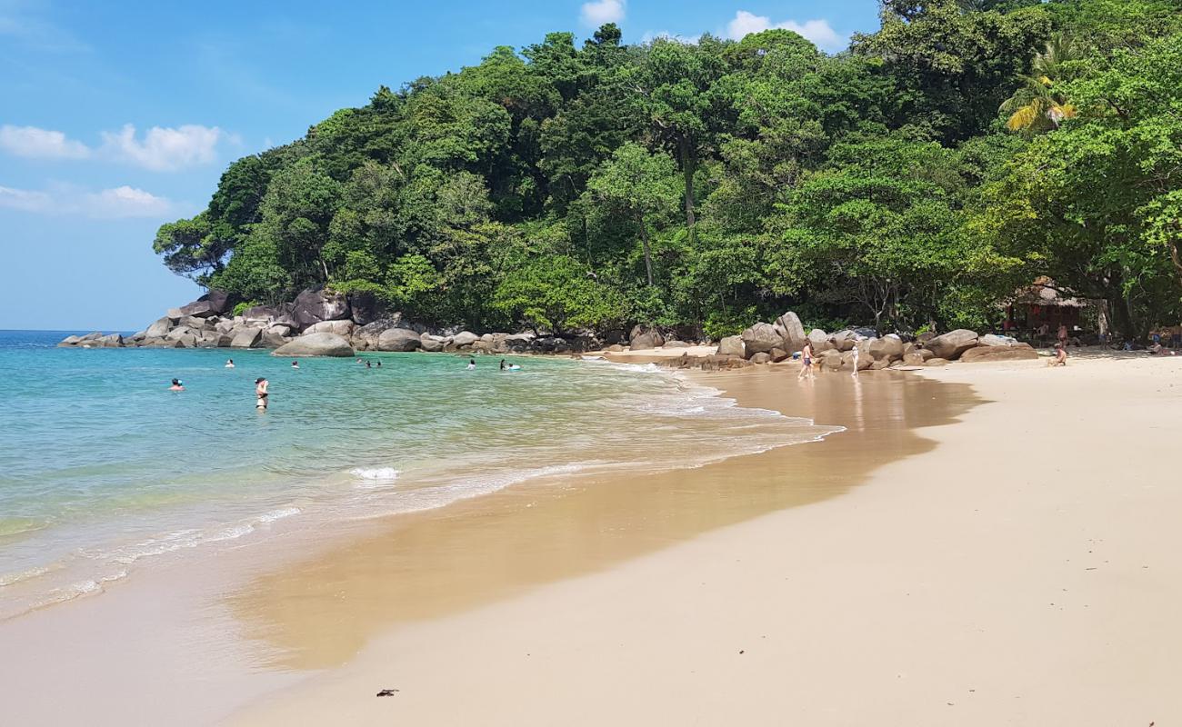 Foto af Little White Sandy Beach med lys sand overflade