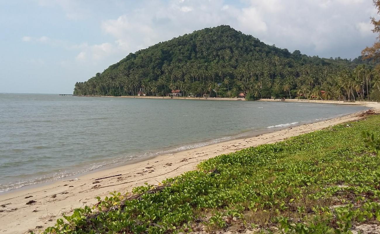 Foto af Phangka Beach med lys sand overflade