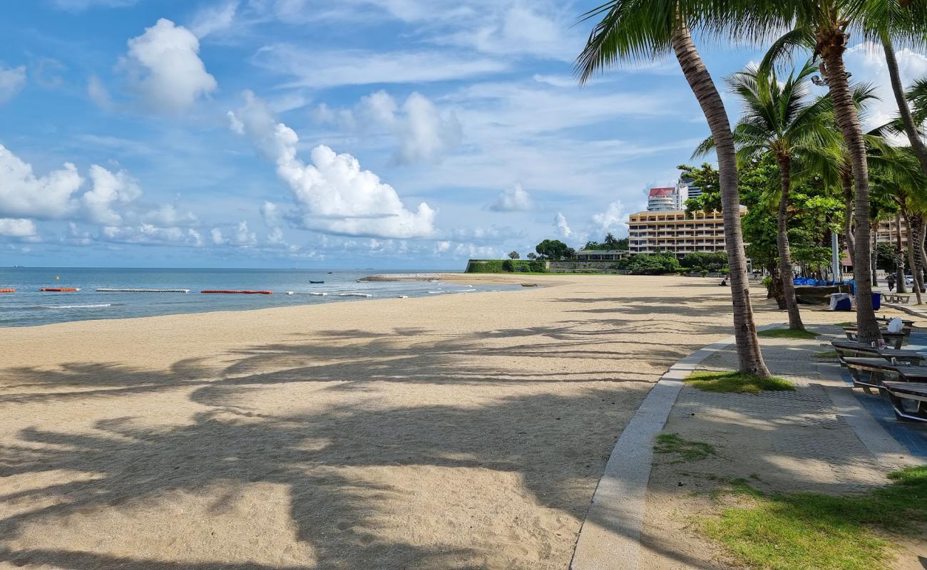 Foto af North Pattaya Beach med lys sand overflade