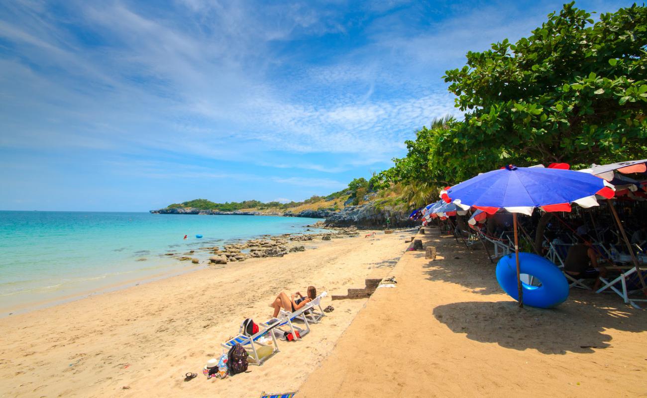 Foto af Tham Phang Beach med lys sand overflade