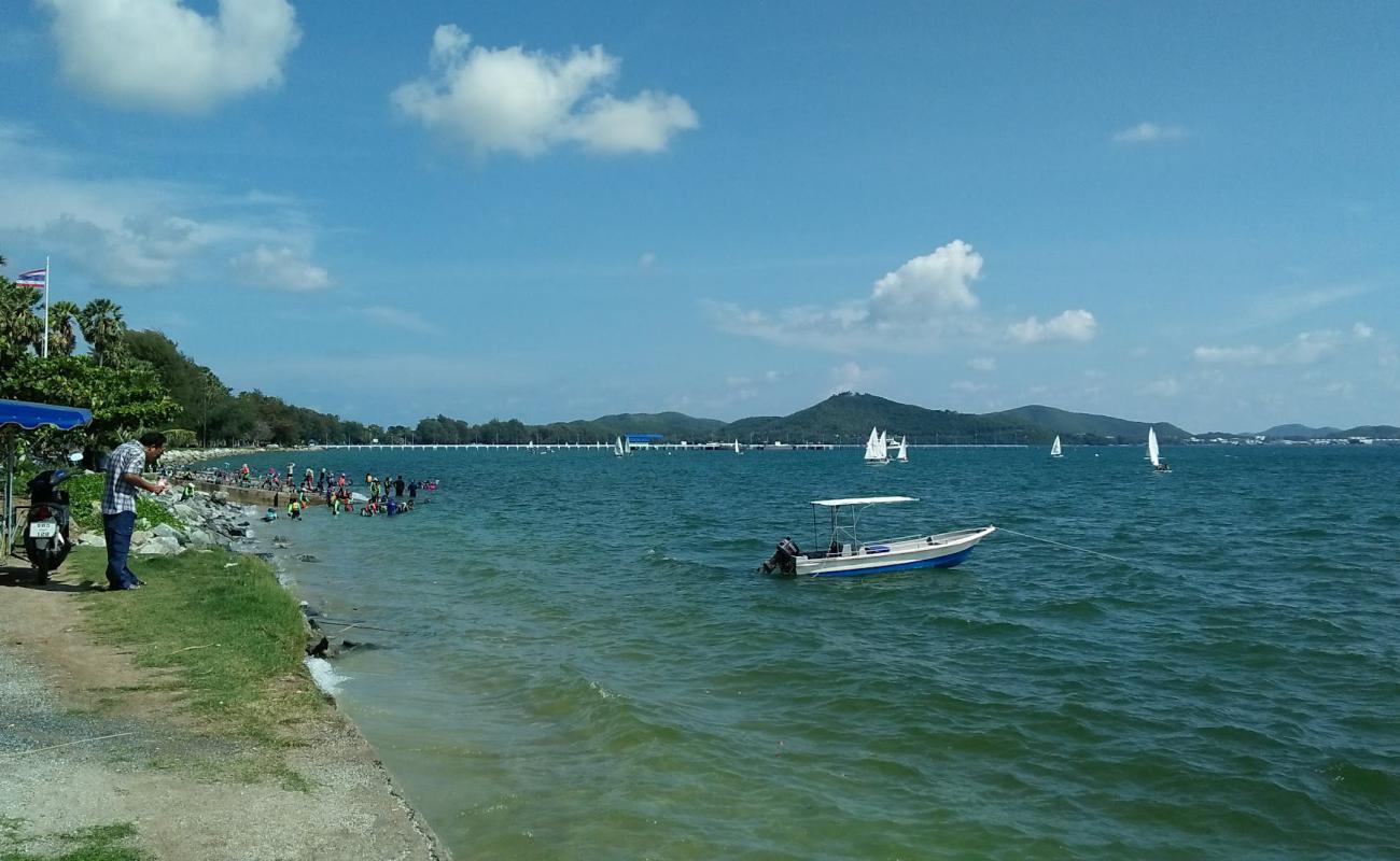 Foto af Dongtan Beach II med lys sand overflade