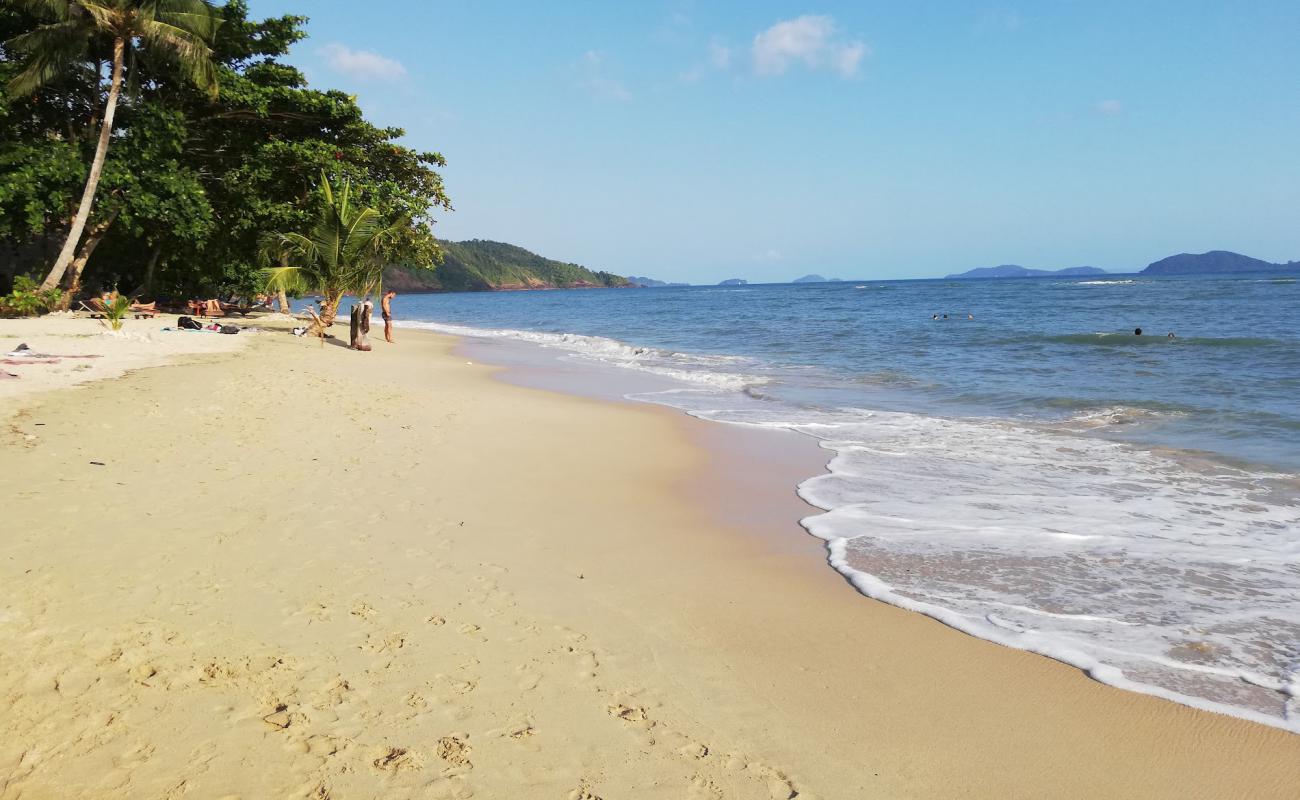 Foto af Koh Chang Tai Beach med lys sand overflade