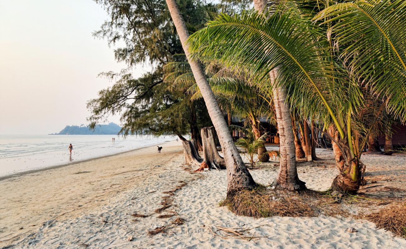 Foto af Tiger Hut Beach med lys fint sand overflade