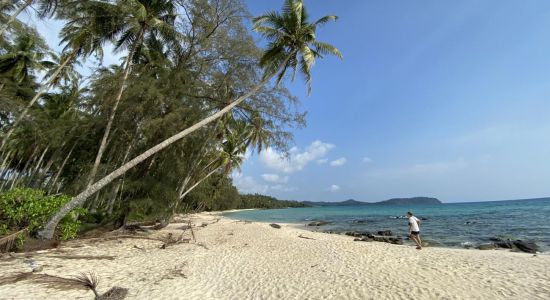 Ao Tapao Beach