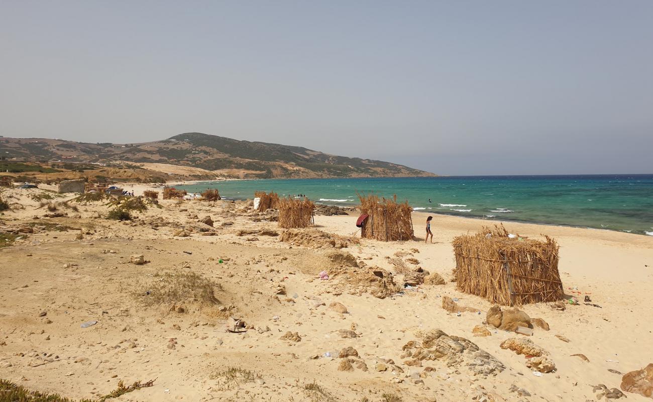 Foto af Kef Abbed Beach med lys sand overflade