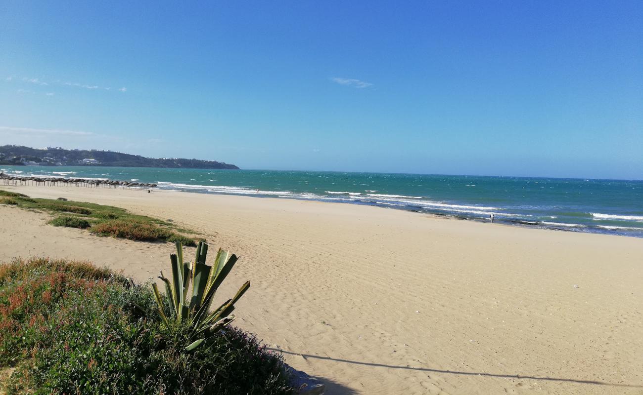 Foto af Plage de La Marsa med lys fint sand overflade