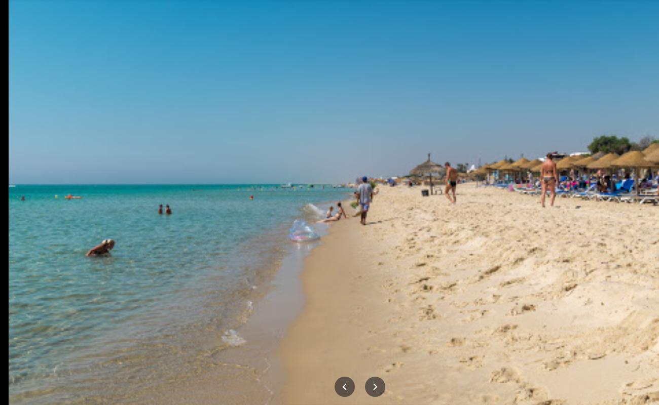 Foto af Plage Bouficha med lys fint sand overflade