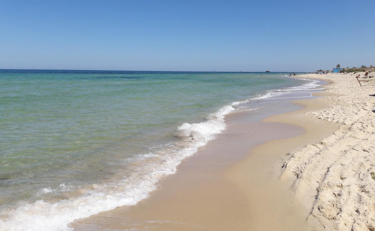 Foto af El Menchia beach med hvidt fint sand overflade