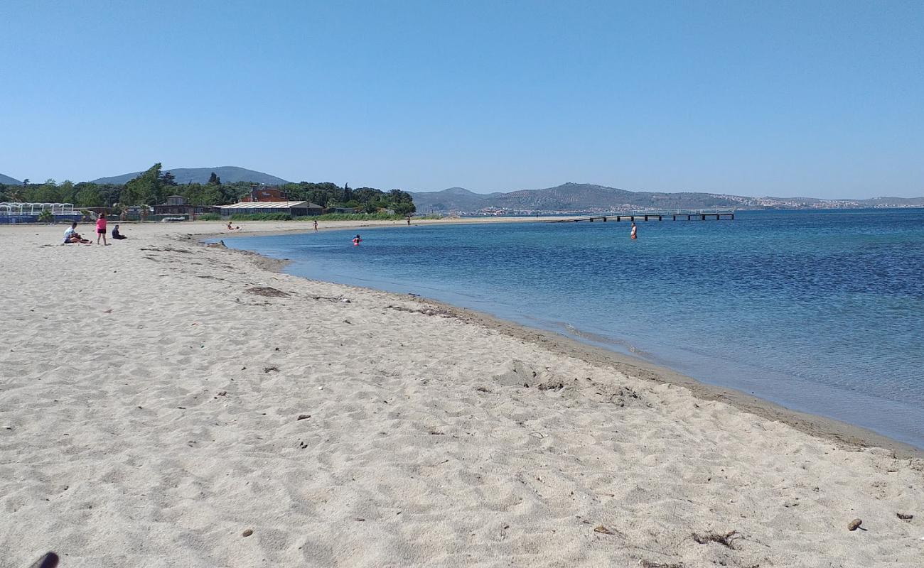 Foto af Ruins beach med lys sand overflade