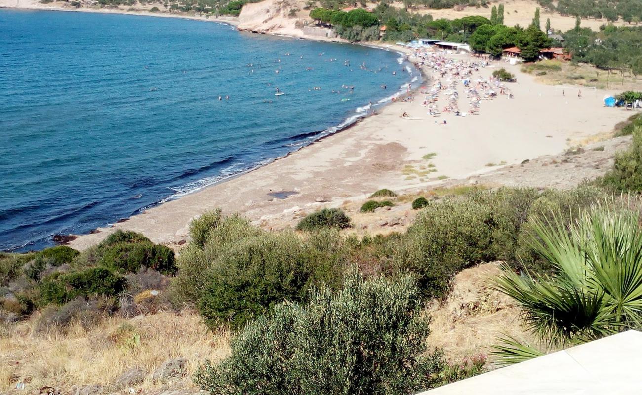 Foto af Akliman beach med lys sand overflade