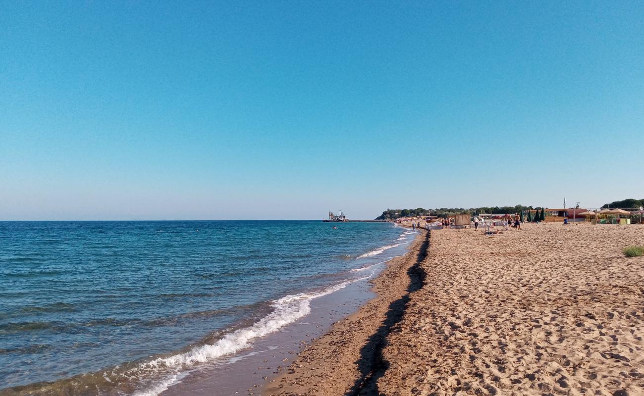 Foto af Geyikli beach med lys sand overflade