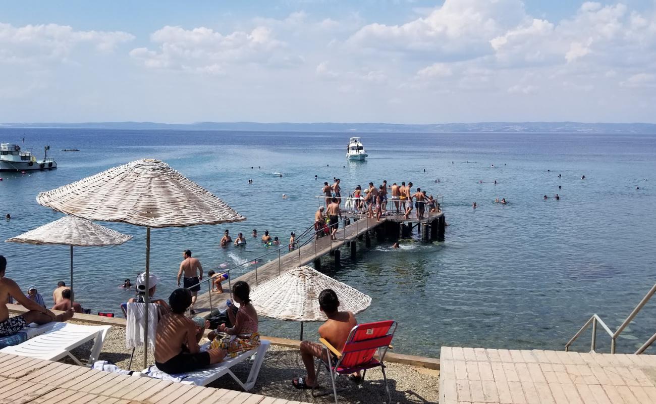 Foto af Ortakoy beach med betonovertræk overflade