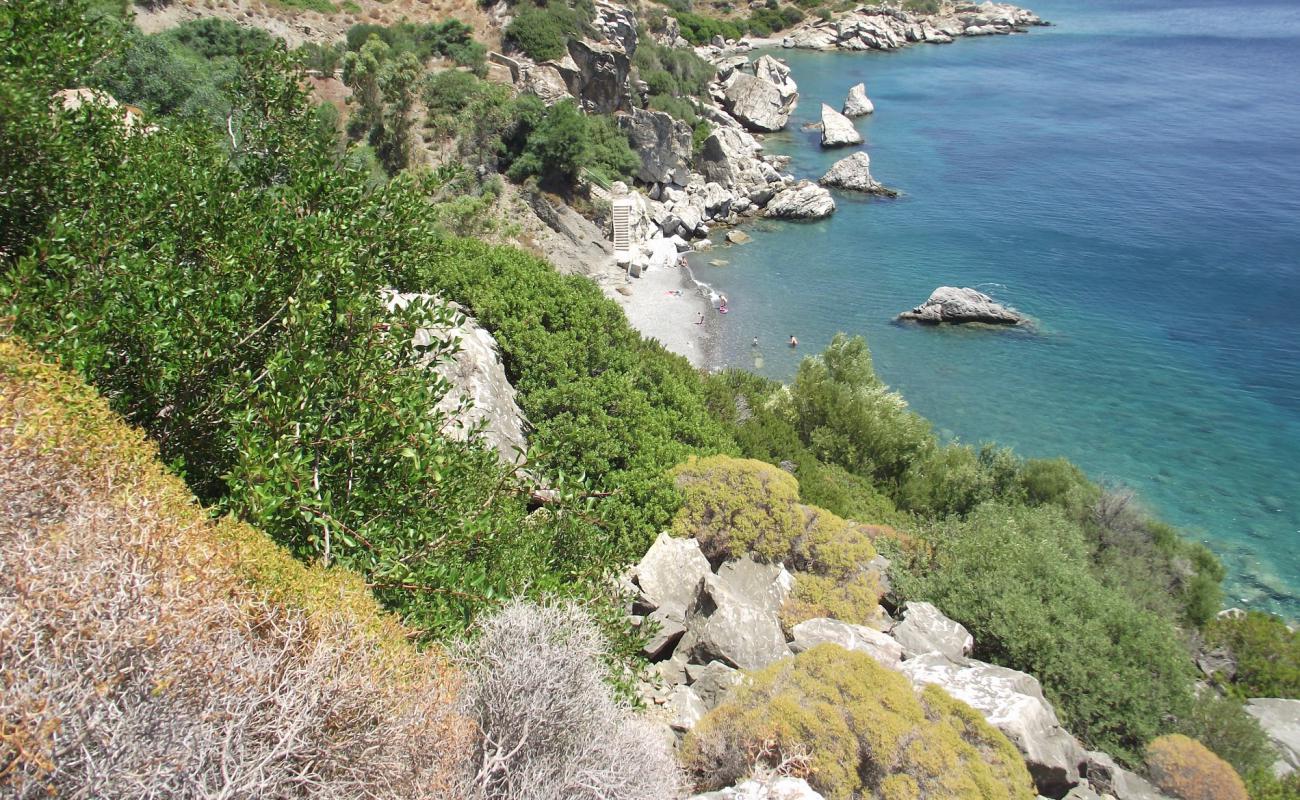 Foto af Iskele beach med grå sten overflade