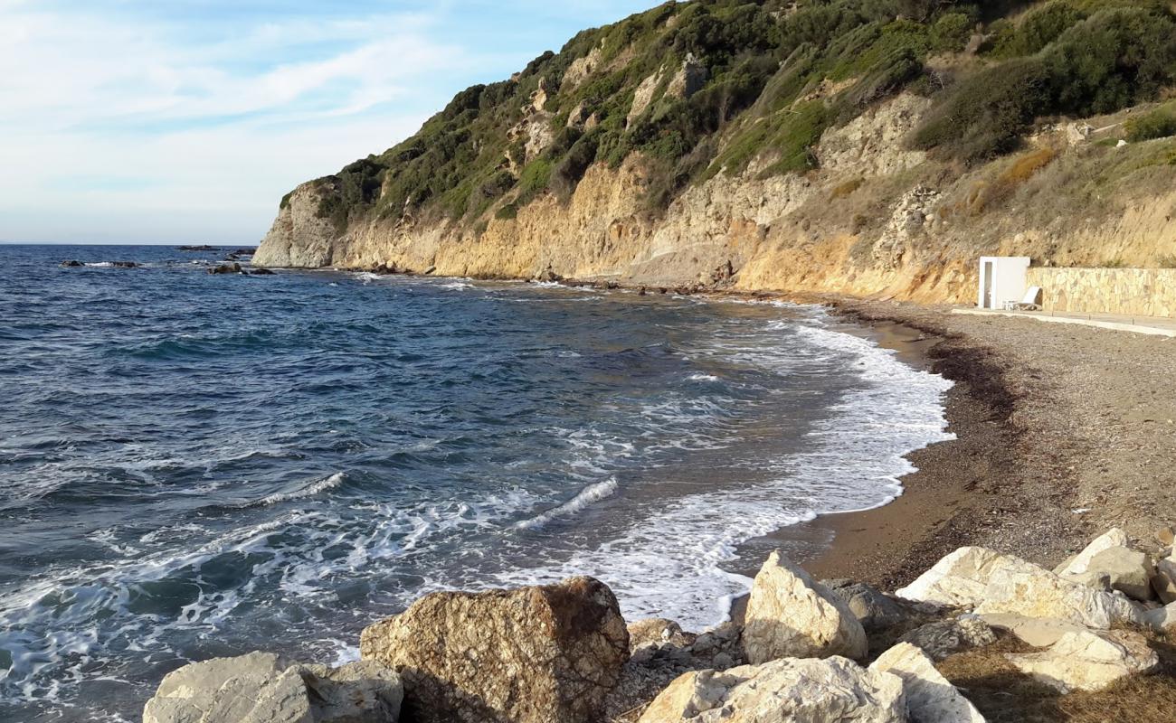 Foto af Sumbul beach med grå sten overflade