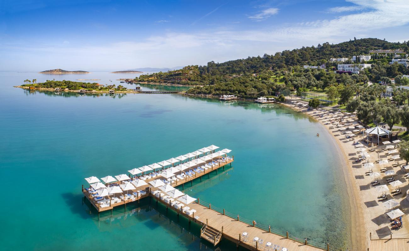 Foto af Rixos Bodrum Strand med lys fint sand overflade