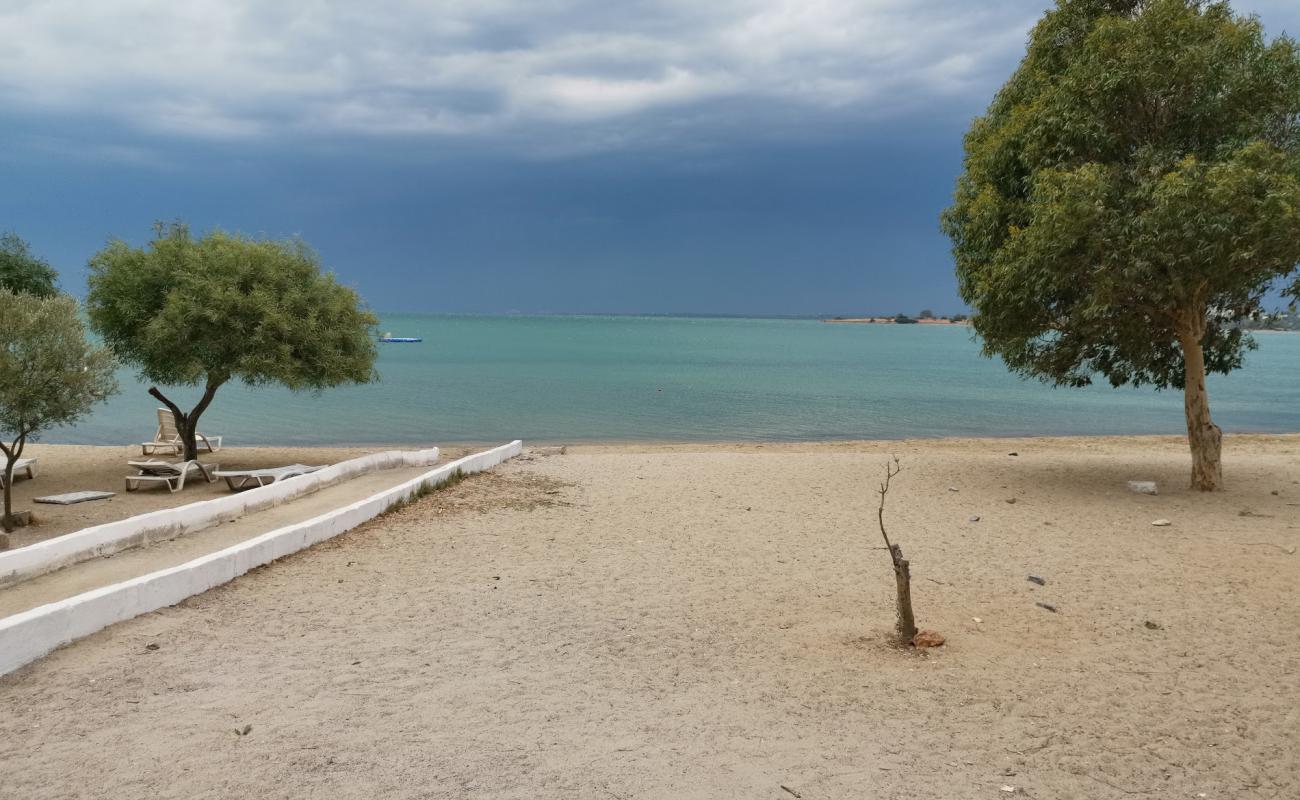 Foto af Kerem beach med let sand og småsten overflade