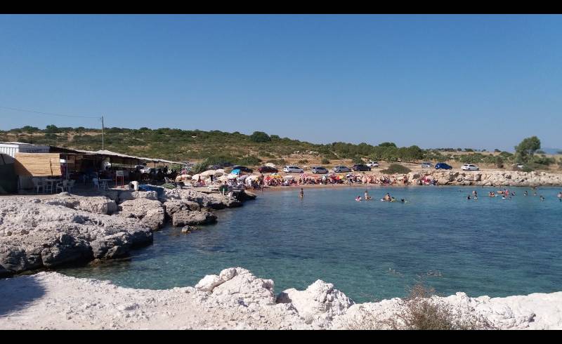 Foto af Cennet Akvaryum med let sand og småsten overflade