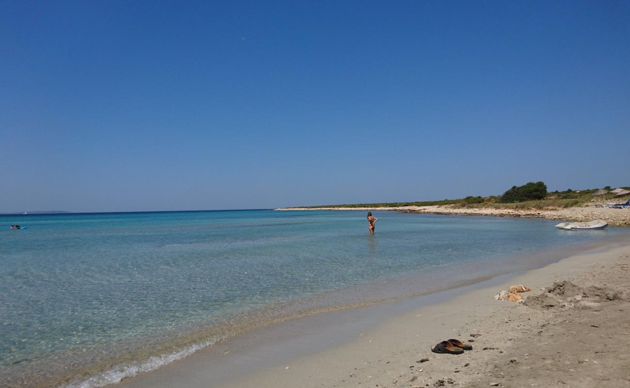 Foto af Manastir beach med lys sand overflade